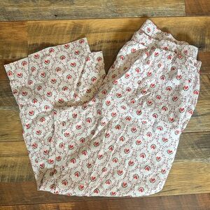 Women’s old navy pajama pants. Size XL. Hearts. Red and white.